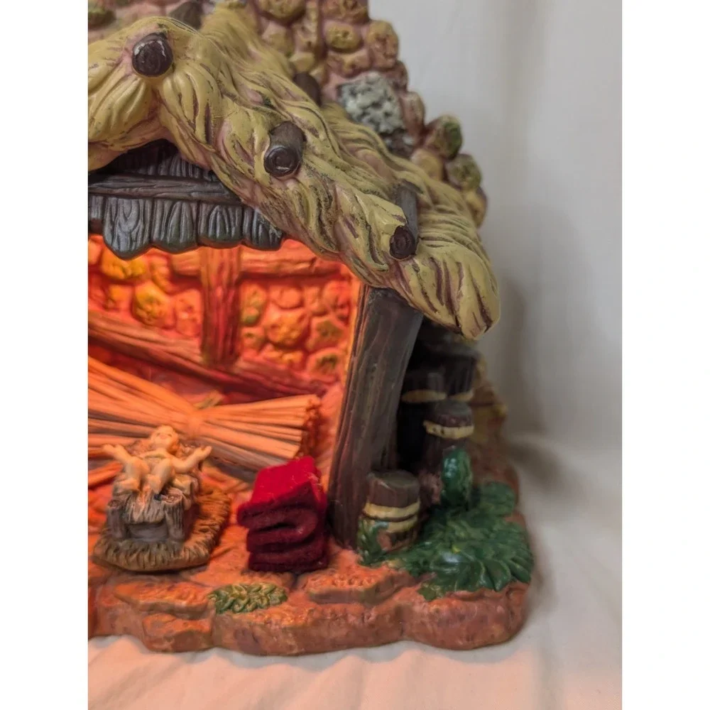 Nativity Lighted With Mary And Baby Jesus With Cord And Bulb With Foam Christmas